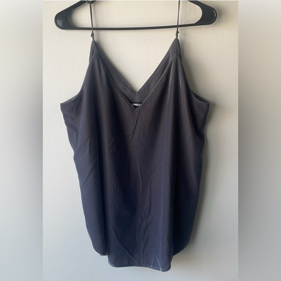 Express gray blouse - Picture 10 of 11